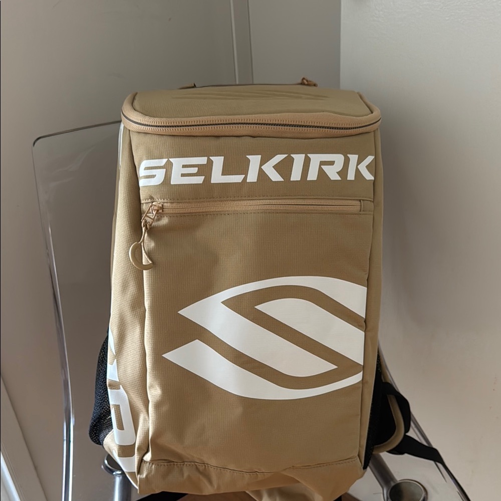 NWT Selkirk Core Series Pickleball Backpack in Tan - Picture 3 of 8